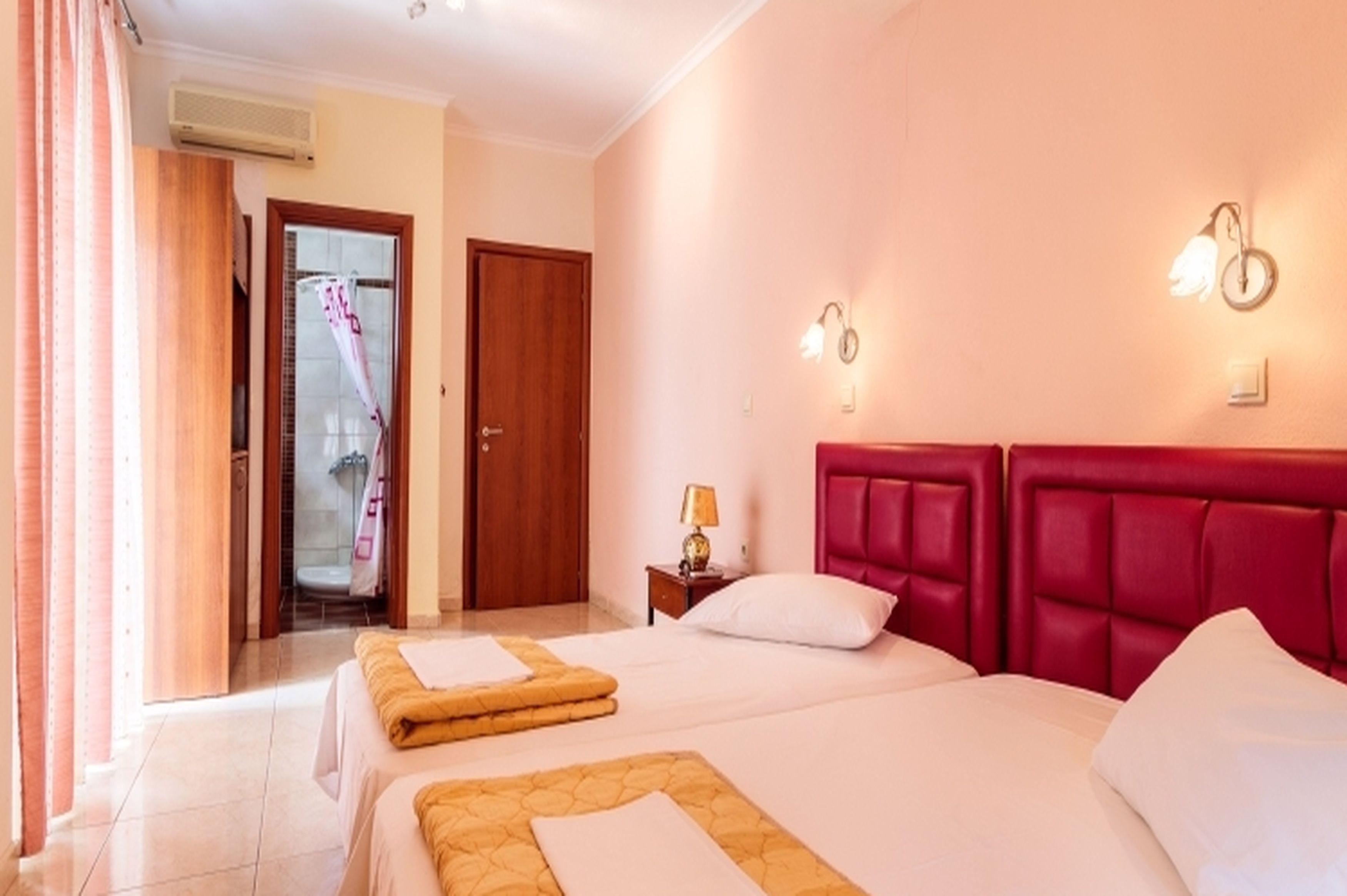 Christina Hotel Олимпиаки-Акти Экстерьер фото